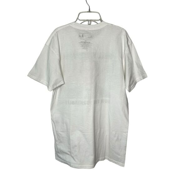 The Office How The Turntables Graphic Tee NWT M - Picture 3 of 4